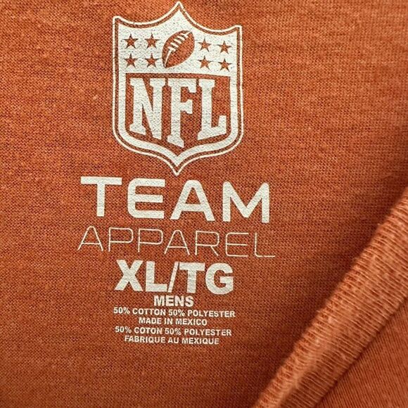 Denver Broncos NFL Shirt Mens XL Orange Football Short Sleeve Extra Large Casual - Picture 2 of 6